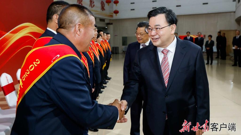 二〇二五年度“感动甘肃·陇人骄子”揭晓胡昌升任振鹤庄国泰会见陇人骄子